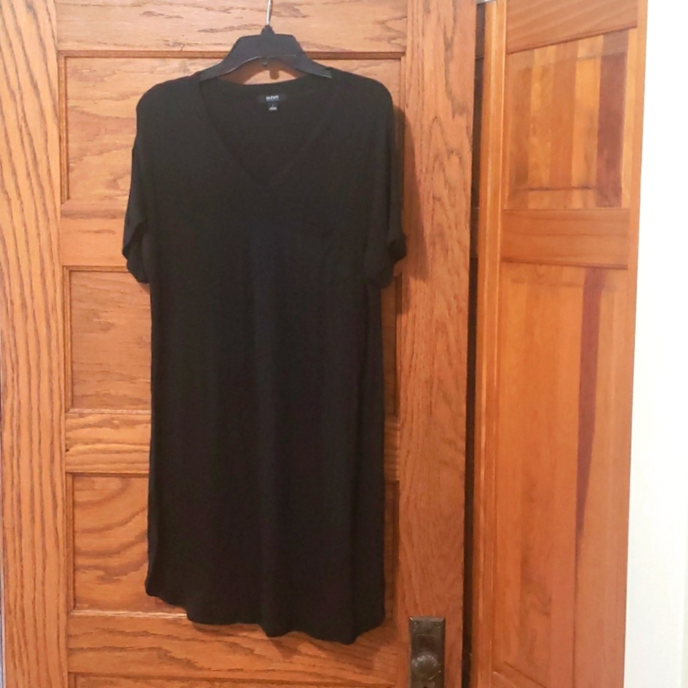 ALFANI BLACK  RIBBED NIGHTSHIRT